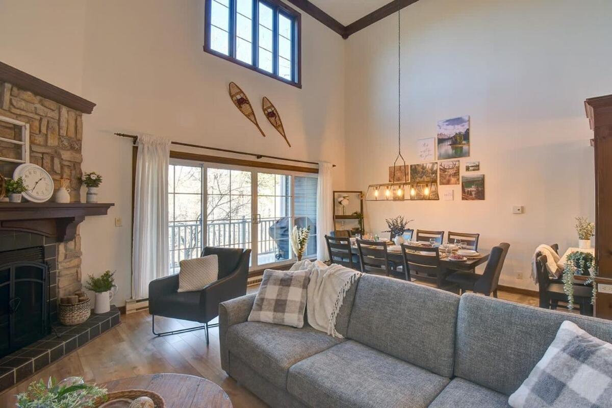 Huge Condo In Front Of Tremblant Ski Resort Μοντ Τρεμπλάν Εξωτερικό φωτογραφία